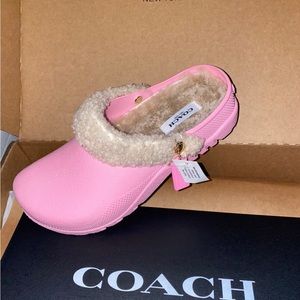 Pink Coach clogs w7